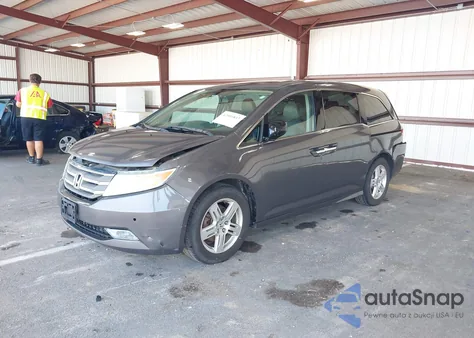 2013 Honda Odyssey Touring/Touring Elite from USA, damaged, VIN 5FNRL5H92DB083632